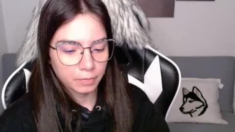 Alex online show from October 2025 03:09:01 AM