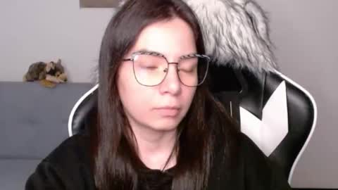 Alex online show from February 2026 02:10:01 AM