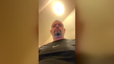 wombraider863 online show from February 2026 10:52:02 PM