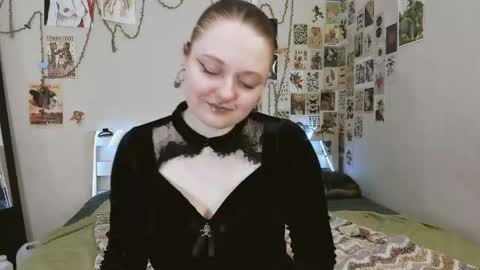 Snapshot of wonderconnie chatting on May 2026 01:30:02 PM wonderconnie online show from May 2026 01:30:02 PM