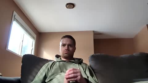 Snapshot of woodeee77 chatting on January 2025 06:45:01 PM woodeee77 online show from January 2025 06:45:01 PM