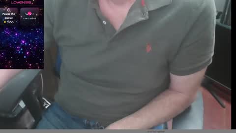 Snapshot of woodworker6473 chatting on December 2024 12:27:01 AM woodworker6473 online show from December 2024 12:27:01 AM