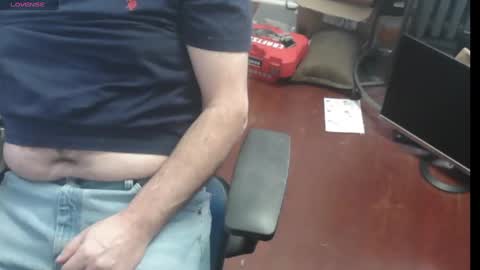 Snapshot of woodworker6473 chatting on February 2025 02:31:02 PM woodworker6473 online show from February 2025 02:31:02 PM