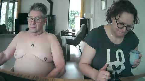 woodwurm and Snoeske online show from February 2025 09:11:02 AM