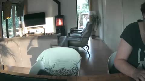 woodwurm and Snoeske online show from February 2026 07:51:01 AM