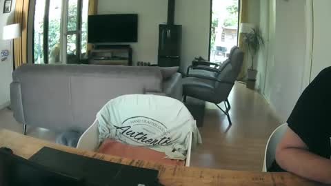 Snapshot of woodwurm chatting on May 2026 07:05:02 AM woodwurm and Snoeske online show from May 2026 07:05:02 AM