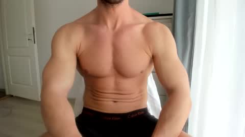 Snapshot of woolfiie chatting on April 2026 09:46:02 AM Wolfie online show from April 2026 09:46:02 AM