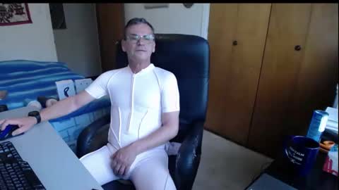 Large one  online show from September 2025 12:10:01 PM