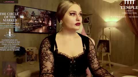 Snapshot of wounded_goddess chatting on September 2025 09:14:01 PM Goddess Sophy online show from September 2025 09:14:01 PM