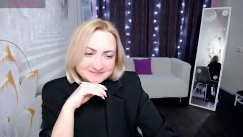 wow_co online show from December 2024 03:42:02 PM