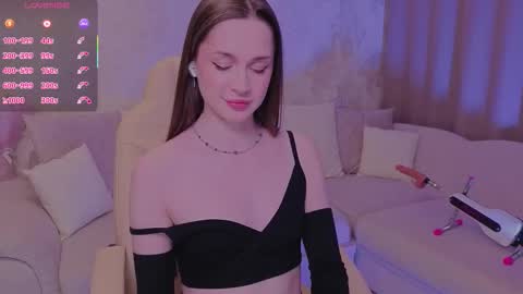 Kate online show from October 2025 10:44:02 PM