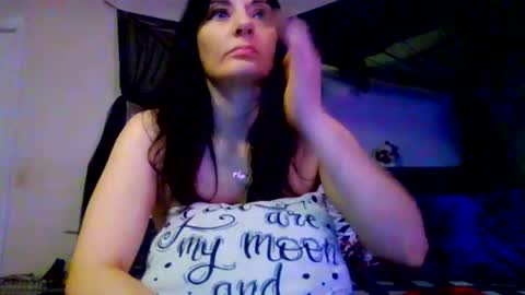 Snapshot of wrenleigh chatting on July 2026 07:46:01 AM Crystal Lake online show from July 2026 07:46:01 AM