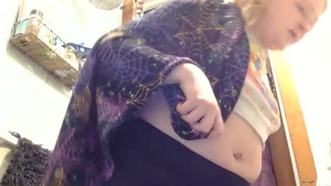 x2kayx2 online show from December 2025 11:48:01 AM