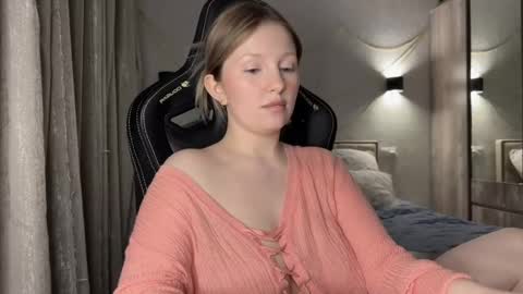 Snapshot of x__ivy_x chatting on January 2025 03:39:02 PM eva online show from January 2025 03:39:02 PM