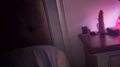 Mariah  online show from February 2025 04:53:01 AM