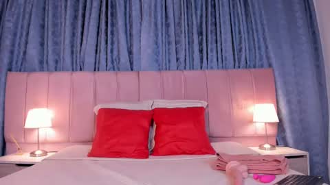 x_milu online show from February 2025 06:31:02 PM