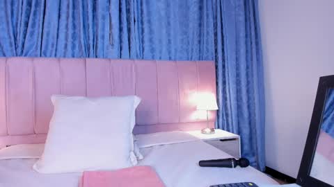 x_milu online show from March 2025 12:00:02 AM