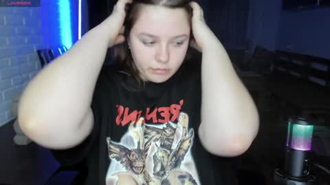 LOVE NERDS ONLY online show from February 2025 01:32:01 AM