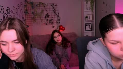 Yasmin online show from February 2026 10:45:02 AM