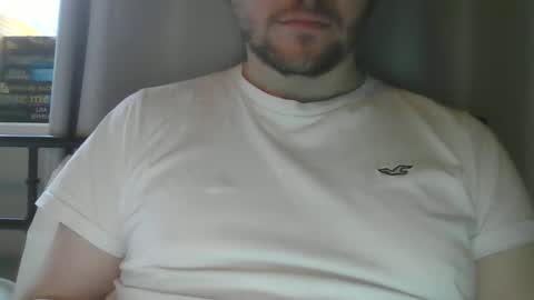 Snapshot of x_yes chatting on December 2024 10:32:01 AM x_yes online show from December 2024 10:32:01 AM