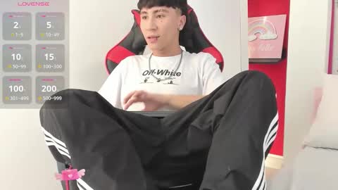 xaanderGrey online show from November 2025 08:24:02 PM