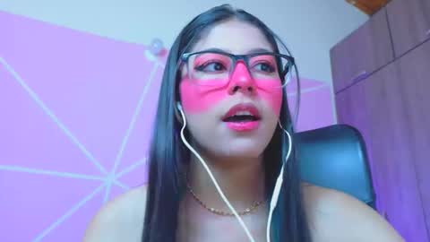 XALLYSONX online show from April 2026 11:54:02 AM