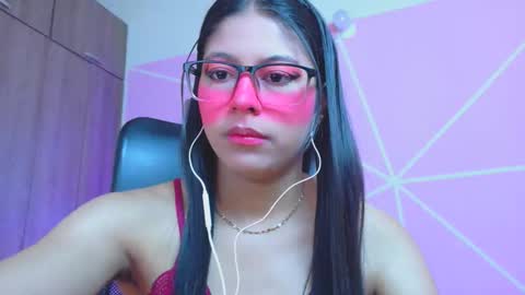 Snapshot of xallysonx_ chatting on May 2026 12:10:01 PM XALLYSONX online show from May 2026 12:10:01 PM