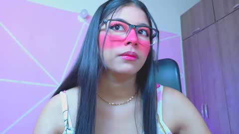 Snapshot of xallysonx_ chatting on May 2026 11:25:01 AM XALLYSONX online show from May 2026 11:25:01 AM