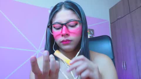 Snapshot of xallysonx_ chatting on May 2026 11:51:02 AM XALLYSONX online show from May 2026 11:51:02 AM