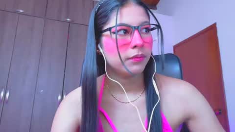 Snapshot of xallysonx_ chatting on June 2026 11:36:02 AM XALLYSONX online show from June 2026 11:36:02 AM