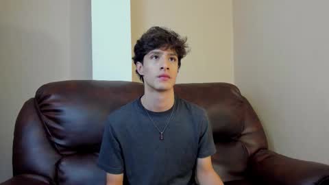 xam_collen online show from November 2025 04:29:02 PM