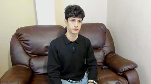 xam_collen online show from January 2026 03:16:02 PM