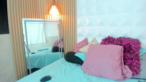 xamabtlee0107 online show from September 2025 04:36:01 AM