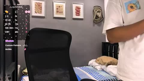 Snapshot of xander_bonnet1 chatting on January 2025 03:47:02 PM Xander bonnet online show from January 2025 03:47:02 PM