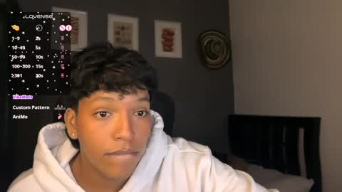 Snapshot of xander_bonnet1 chatting on February 2025 02:15:02 PM Xander bonnet online show from February 2025 02:15:02 PM