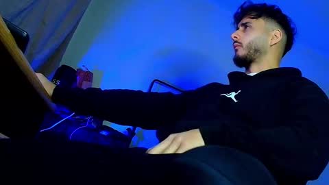 Snapshot of xandercagex chatting on January 2026 01:42:01 AM XanderCageX online show from January 2026 01:42:01 AM