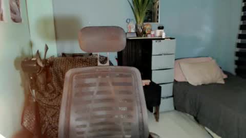 ANGEL online show from December 2025 12:27:01 AM