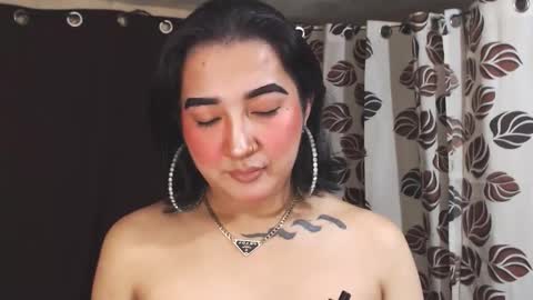 Nira   NOT INTO CHEAP GUYS  online show from January 2025 07:11:01 PM