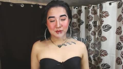 Nira   NOT INTO CHEAP GUYS  online show from January 2025 08:56:01 PM