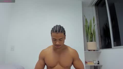 Xavier online show from November 2025 01:37:01 AM