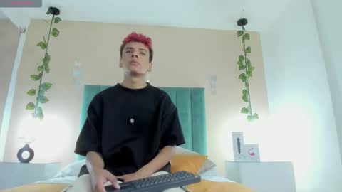 Snapshot of xavier_fox__ chatting on February 2026 08:58:01 PM xavier fox online show from February 2026 08:58:01 PM