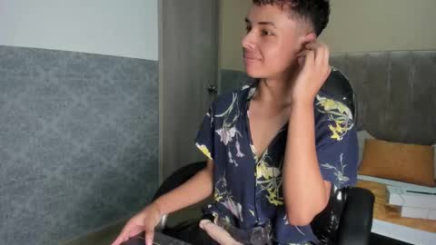 Snapshot of xavier_fox__ chatting on February 2026 09:02:01 PM xavier fox online show from February 2026 09:02:01 PM