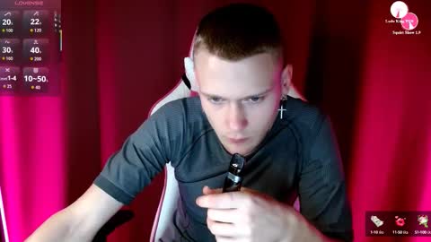 xavier_night81 online show from October 2025 07:40:02 AM