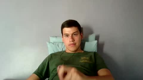 Snapshot of xbasstian_77 chatting on January 2025 09:14:02 PM Sebas online show from January 2025 09:14:02 PM