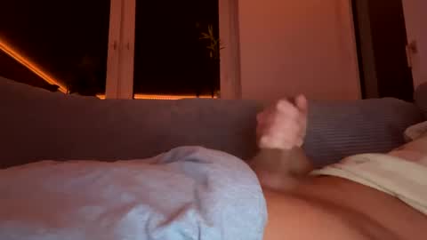 BonBon online show from December 2024 06:16:01 PM