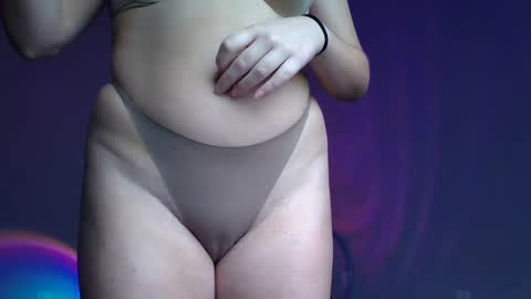 Snapshot of xcharlottexeuphoriax chatting on February 2025 10:54:01 PM  charlotte euphoria  online show from February 2025 10:54:01 PM