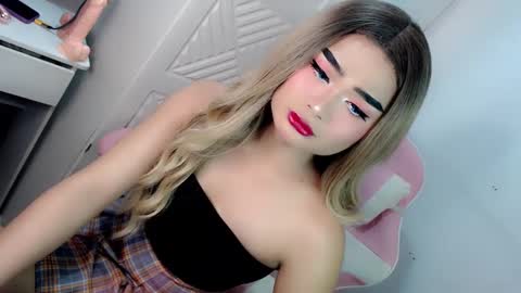 Snapshot of xchinita_kyanggx chatting on February 2025 12:30:01 AM kianna online show from February 2025 12:30:01 AM