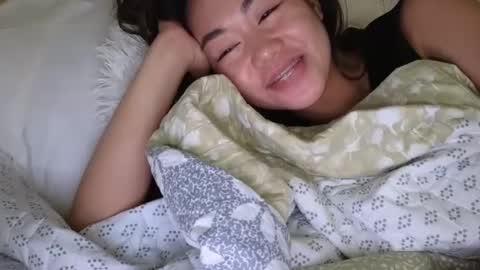 Snapshot of xcinqkuhx chatting on February 2025 07:18:02 AM natt online show from February 2025 07:18:02 AM