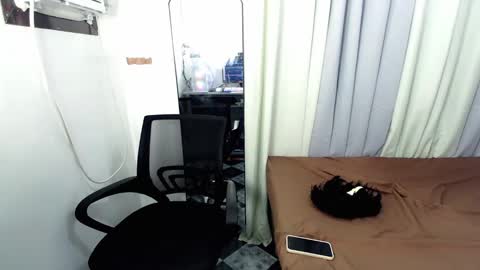 xdreamtrexie online show from January 2025 06:01:01 AM