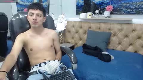 Snapshot of xebastwink chatting on February 2026 08:48:02 PM xebastwink online show from February 2026 08:48:02 PM